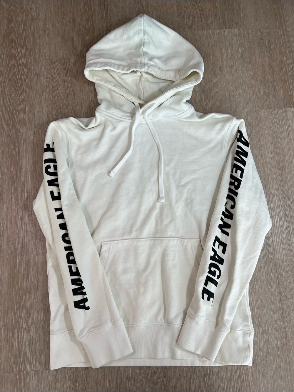 Retro American Eagle Outfitters White Hooded Sweatshirt with Sleeve Logo Y2K